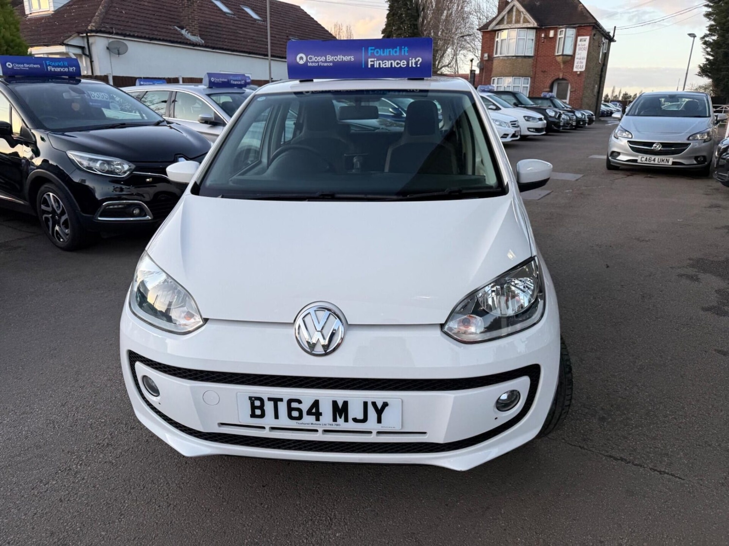 Used Volkswagen up! 2014 for sale - 77932797: Photo 2