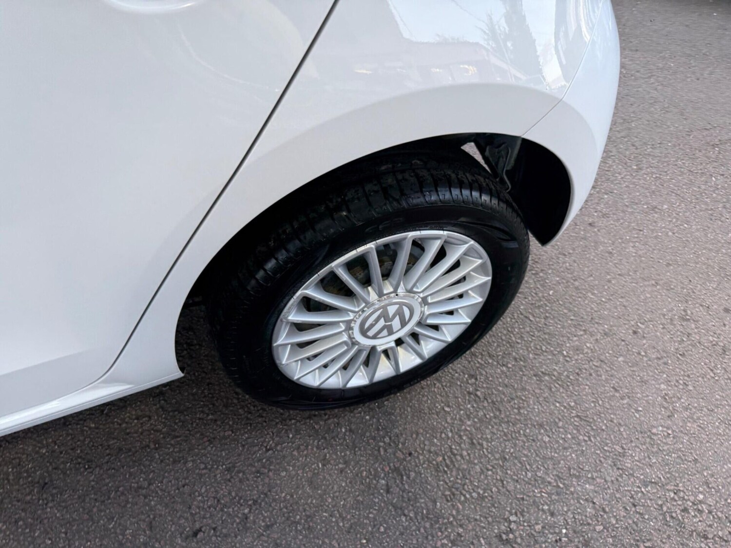 Used Volkswagen up! 2014 for sale - 77932797: Photo 24