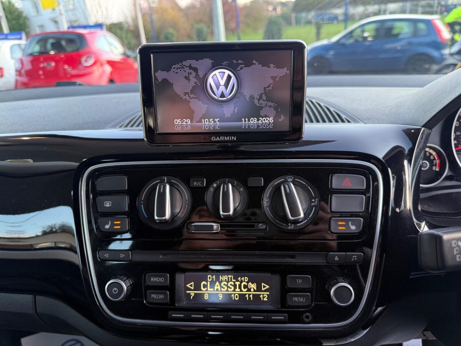 Used Volkswagen up! 2014 for sale - 77932797: Photo 27