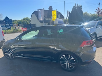 Used Volkswagen Golf 2016 for sale - 78445193: Photo
