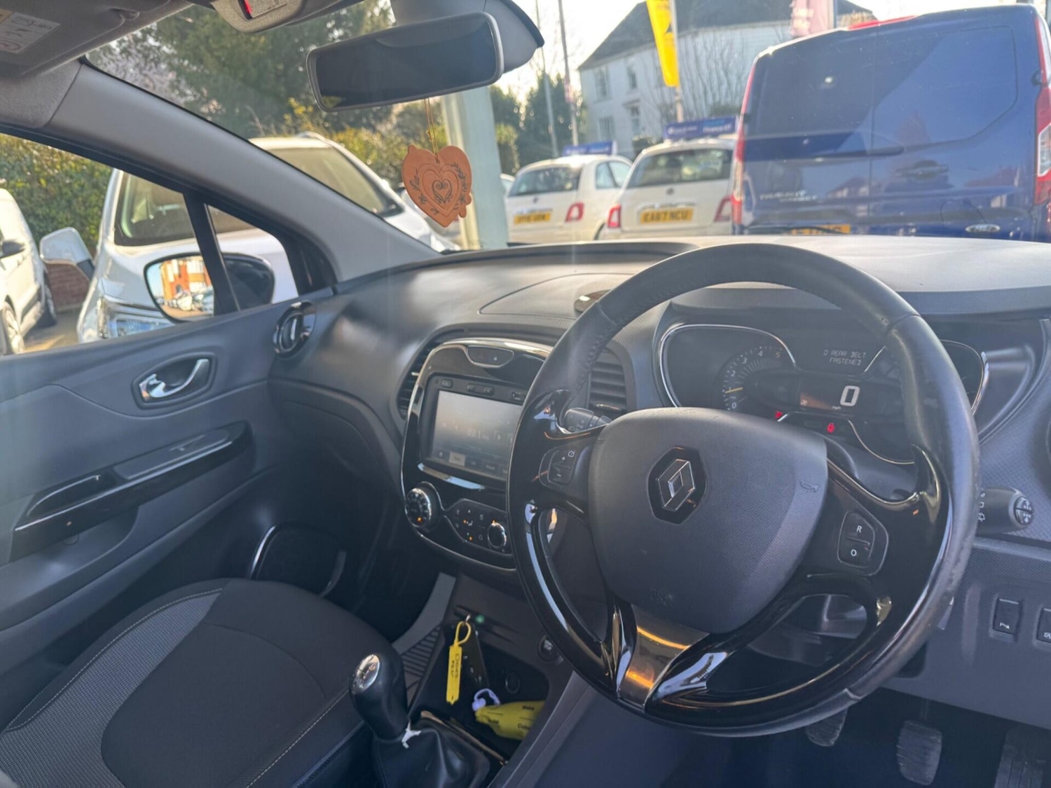 Used Renault Captur 2015 for sale - 77932759: Photo 26