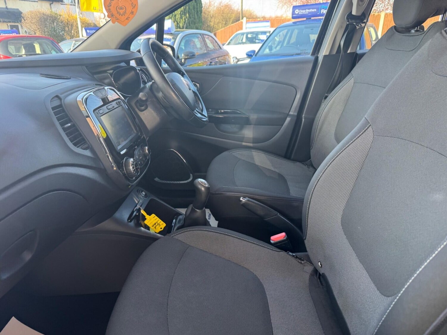 Used Renault Captur 2015 for sale - 77932759: Photo 30