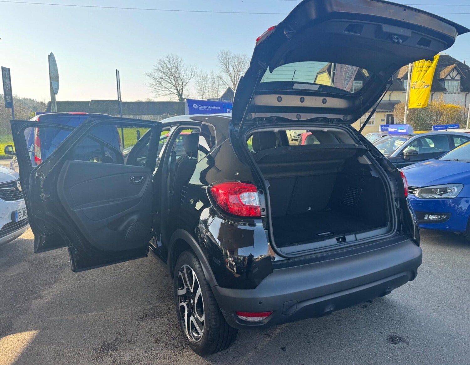 Used Renault Captur 2015 for sale - 77932759: Photo 33