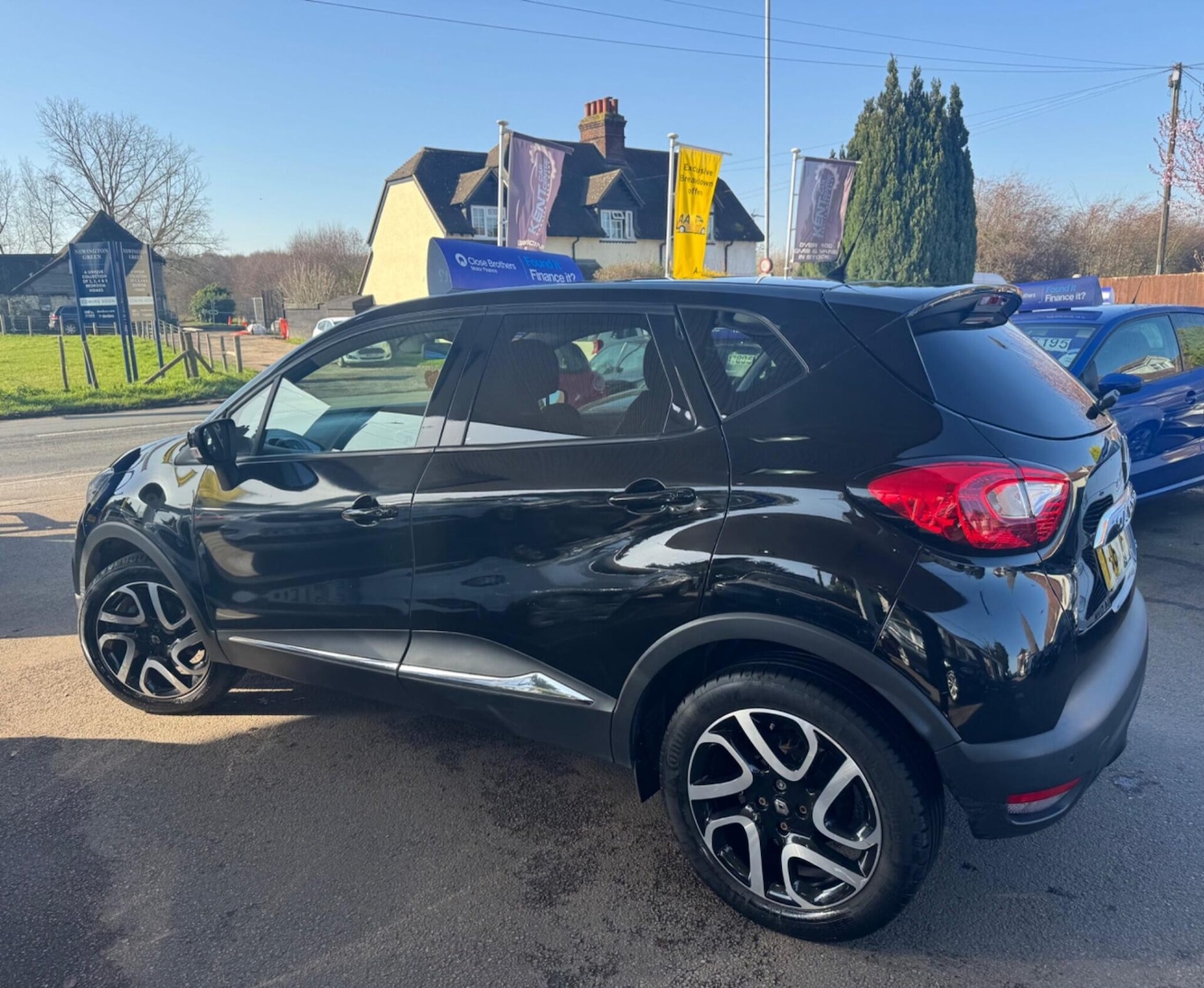 Used Renault Captur 2015 for sale - 77932759: Photo 4