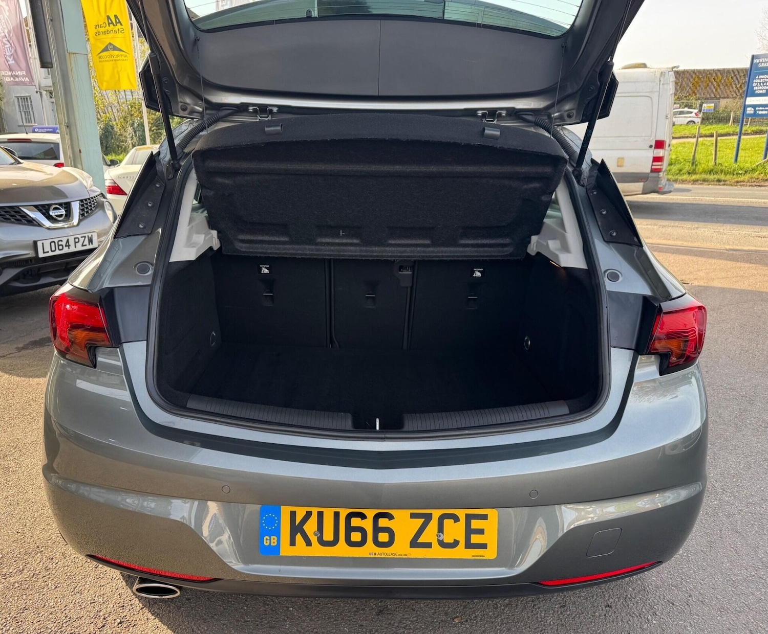 Used Vauxhall Astra 2016 for sale - 78176253: Photo 32