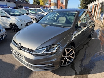 Used Volkswagen Golf 2017 for sale - 78331729: Photo