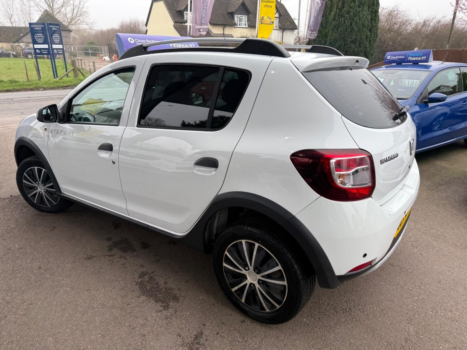 Used Dacia Sandero Stepway 2014 for sale - 77932743: Photo 10