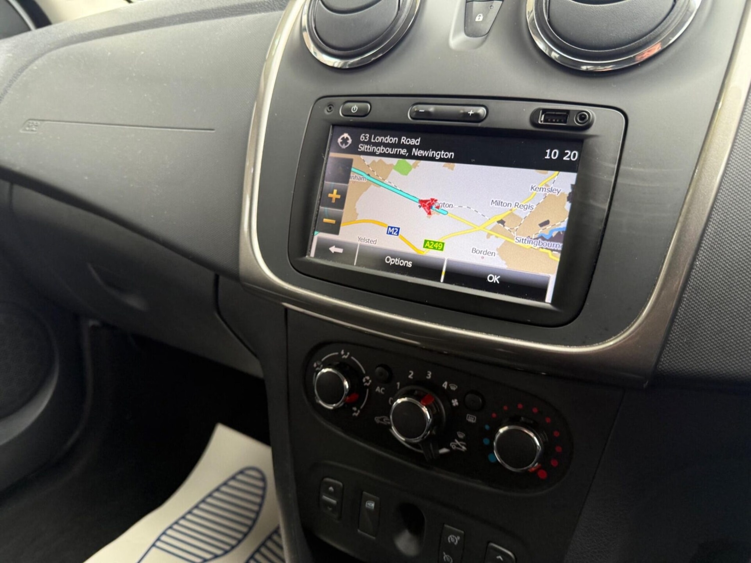 Used Dacia Sandero Stepway 2014 for sale - 77932743: Photo 28