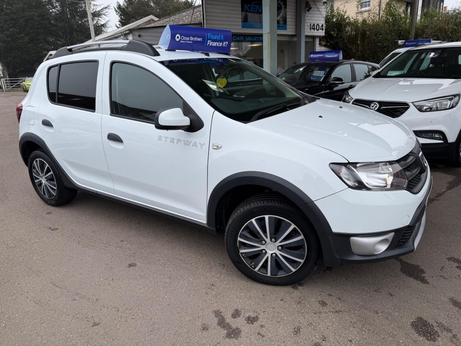 Used Dacia Sandero Stepway 2014 for sale - 77932743: Photo 6