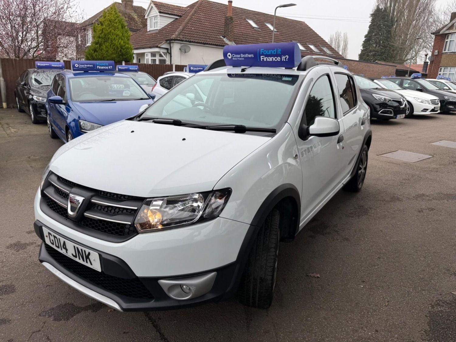 Used Dacia Sandero Stepway 2014 for sale - 77932743: Photo 9