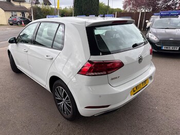 Used Volkswagen Golf 2017 for sale - 78269563: Photo