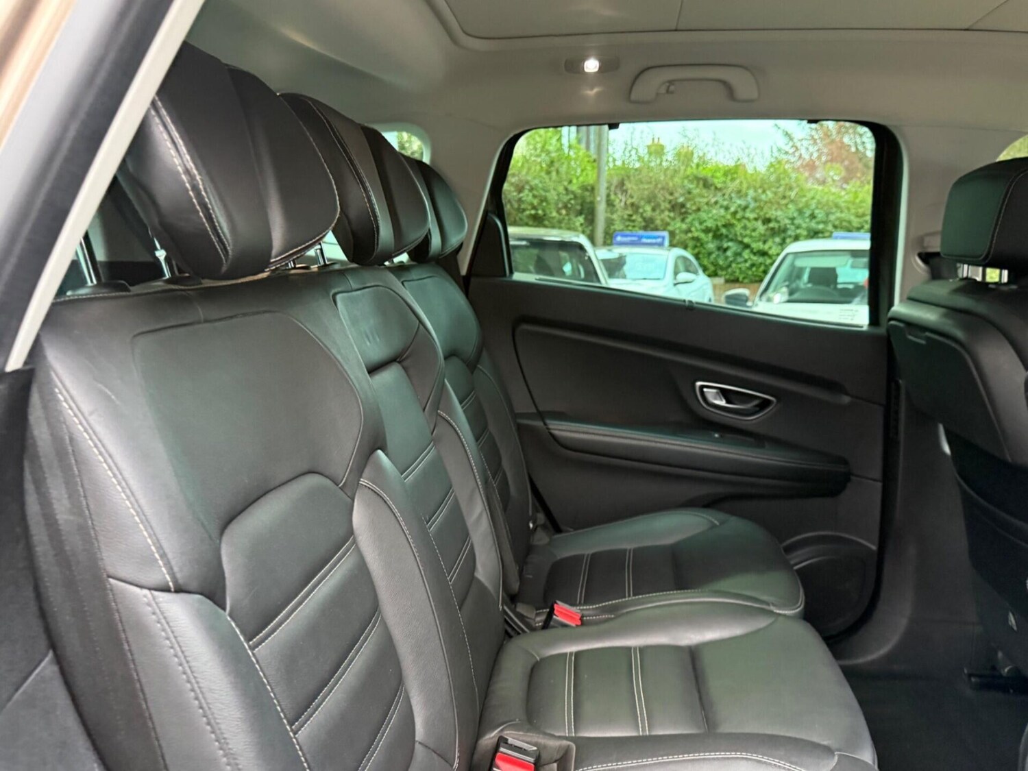 Used Renault Grand Scenic 2017 for sale - 78122870: Photo 27