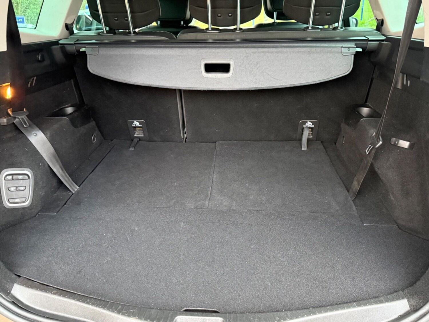 Used Renault Grand Scenic 2017 for sale - 78122870: Photo 41