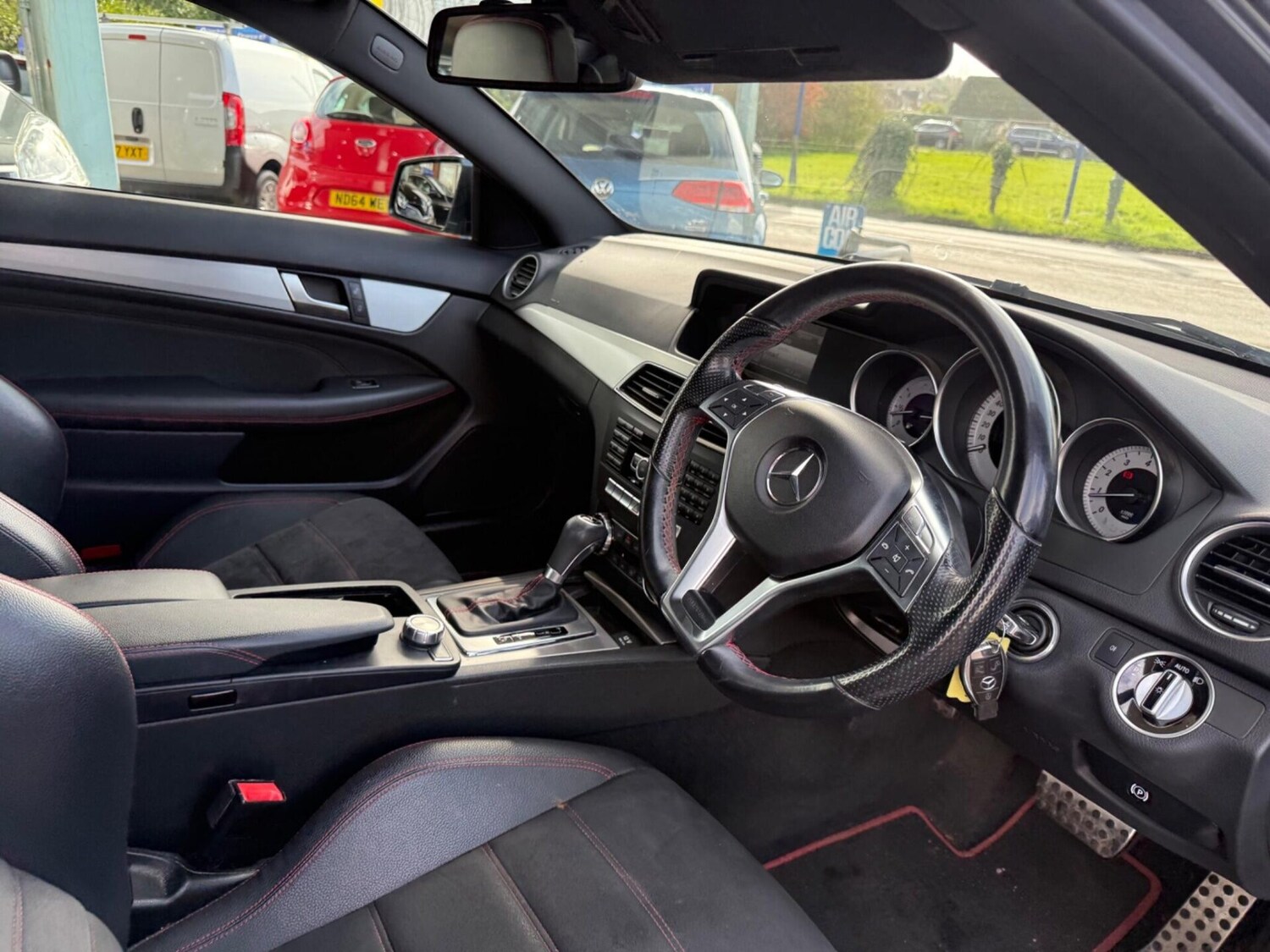 Used Mercedes-Benz C Class 2013 for sale - 77932703: Photo 10