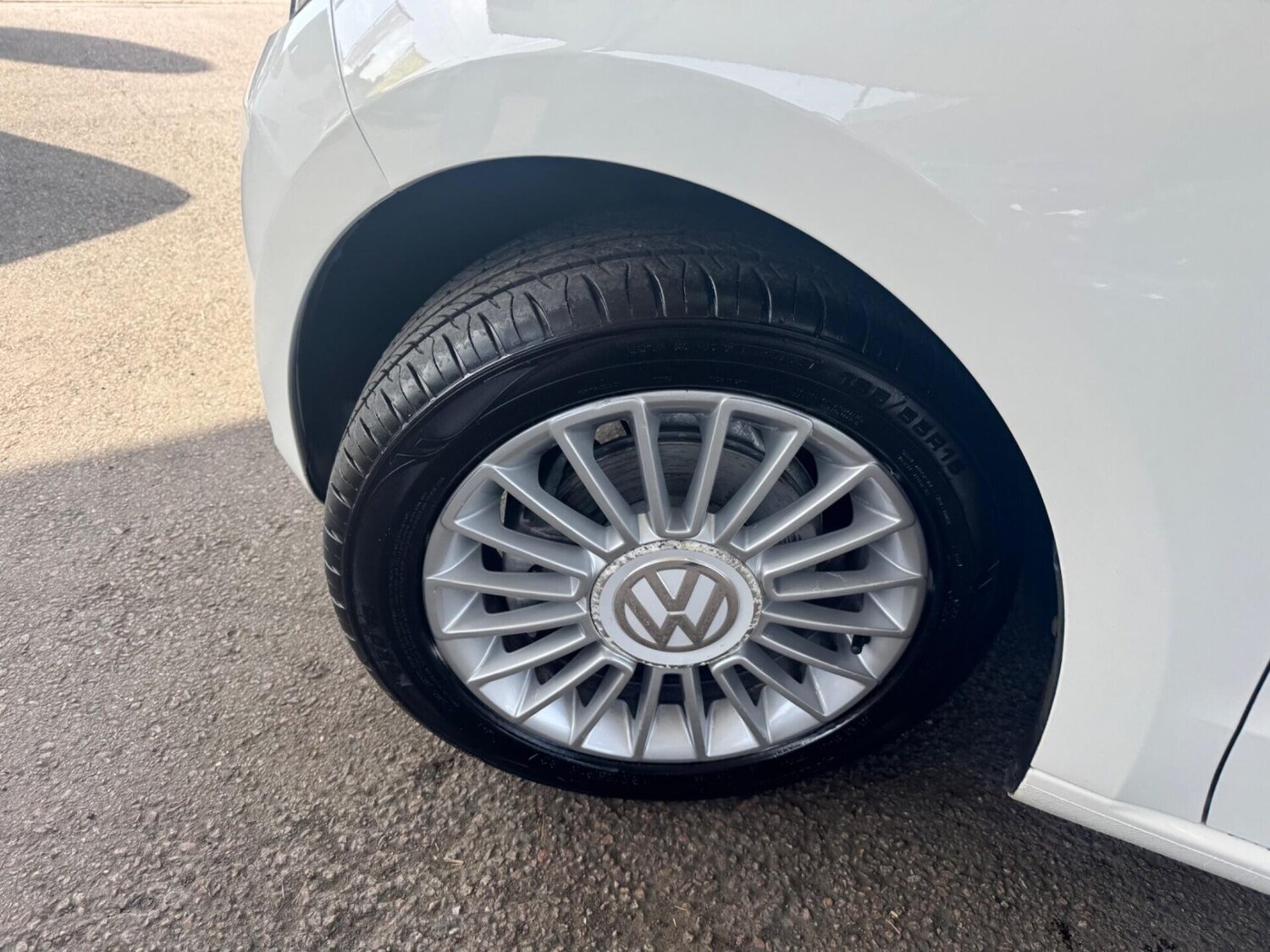 Used Volkswagen up! 2014 for sale - 78179430: Photo 15