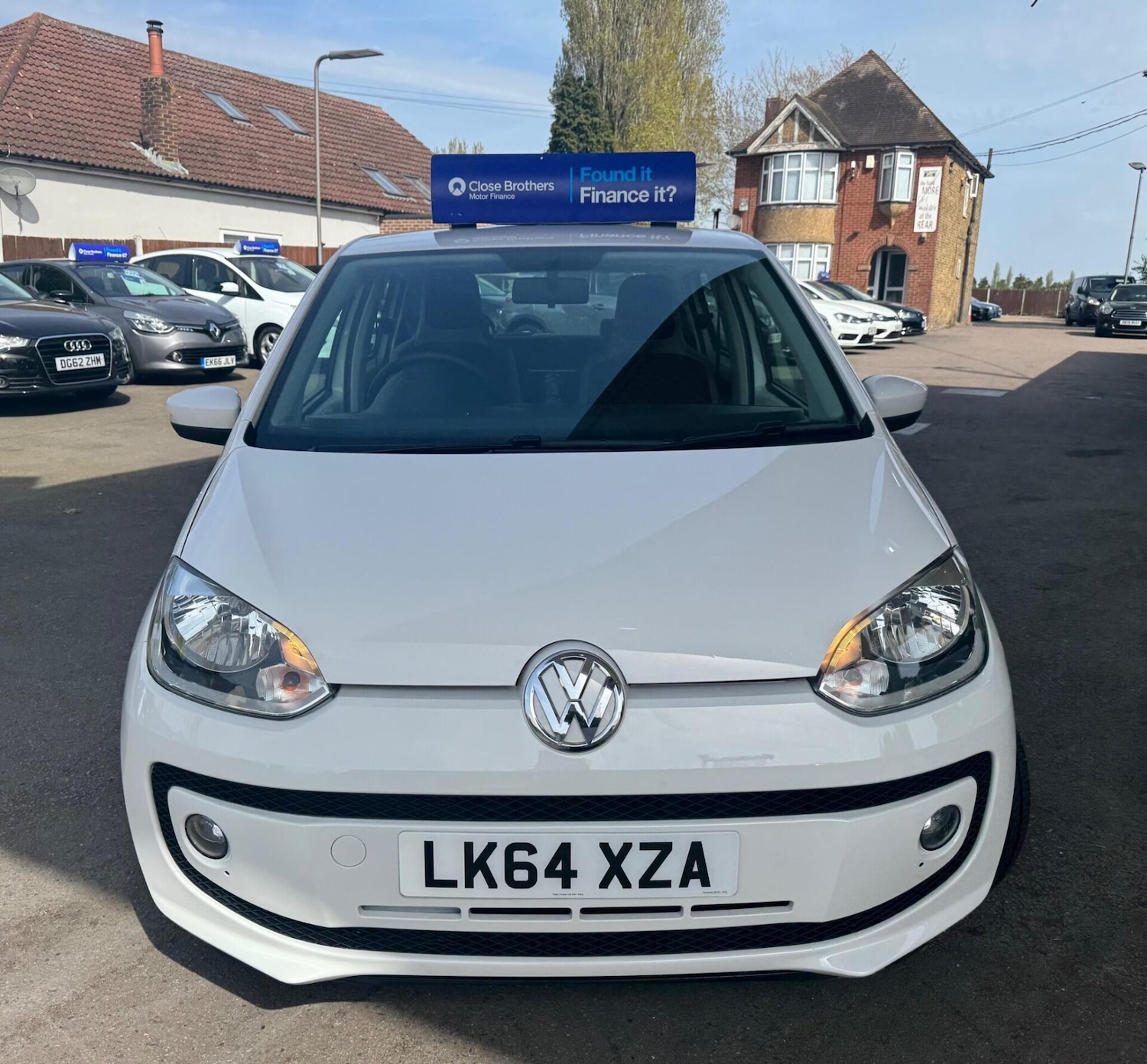 Used Volkswagen up! 2014 for sale - 78179430: Photo 2