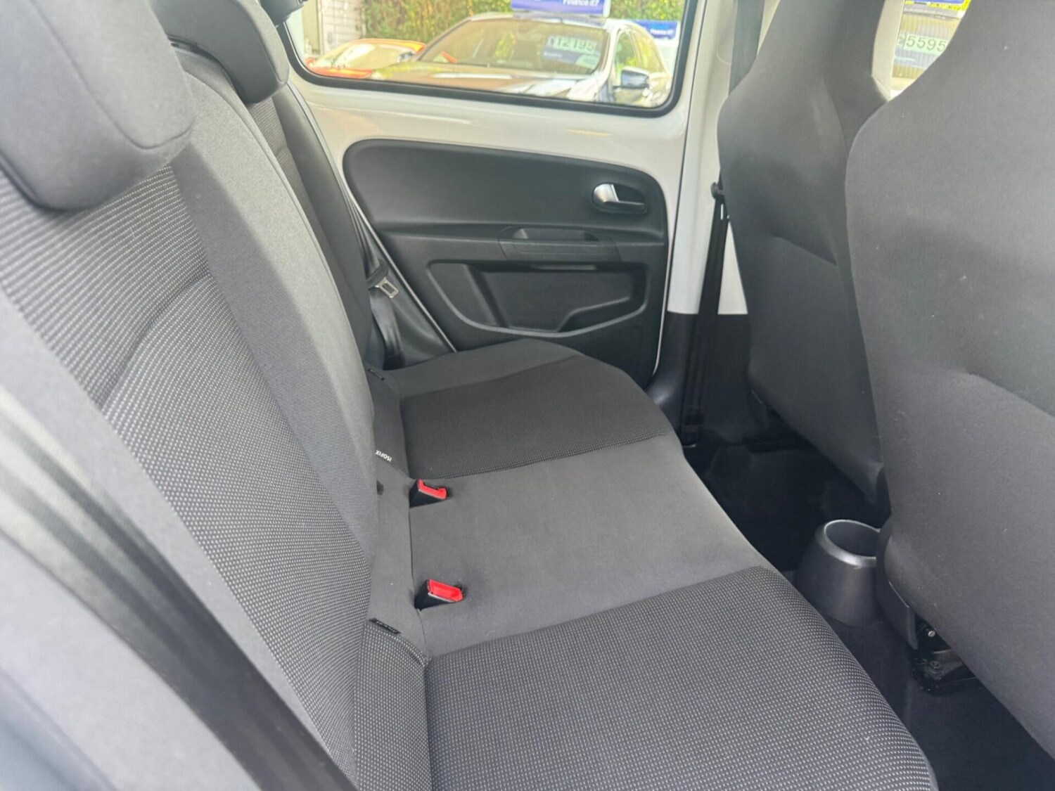 Used Volkswagen up! 2014 for sale - 78179430: Photo 25