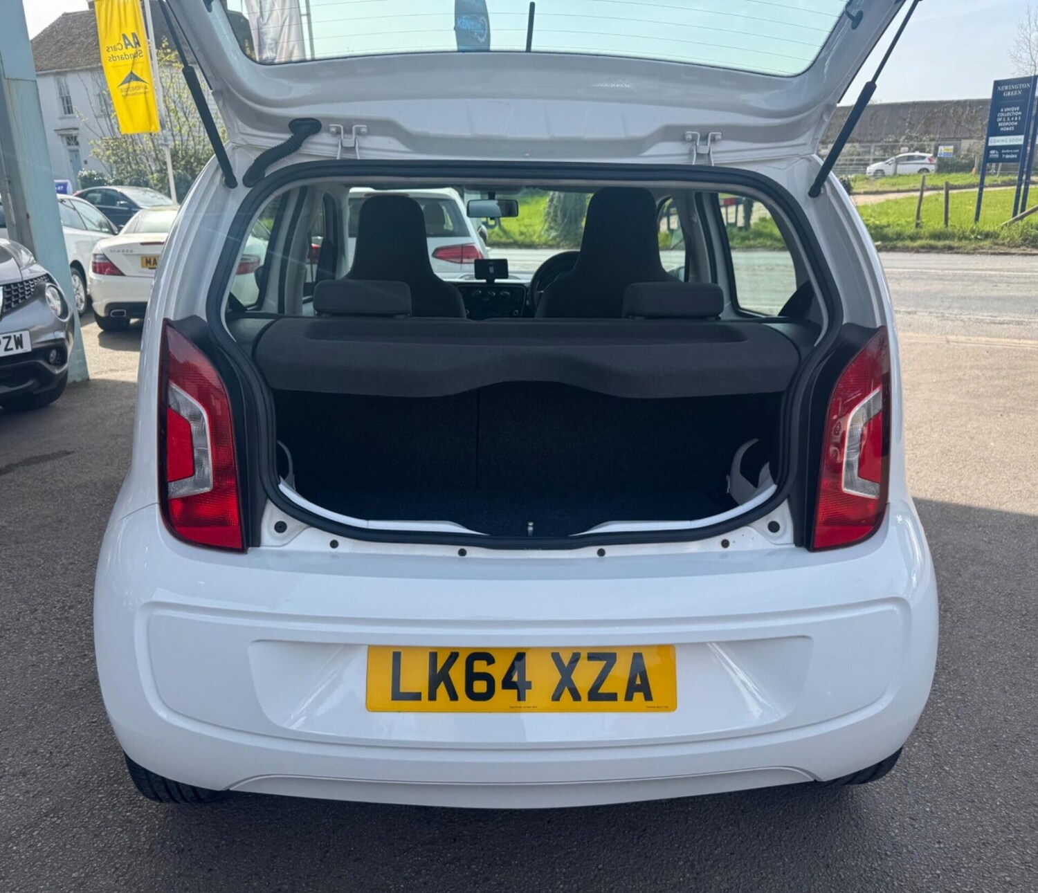 Used Volkswagen up! 2014 for sale - 78179430: Photo 30