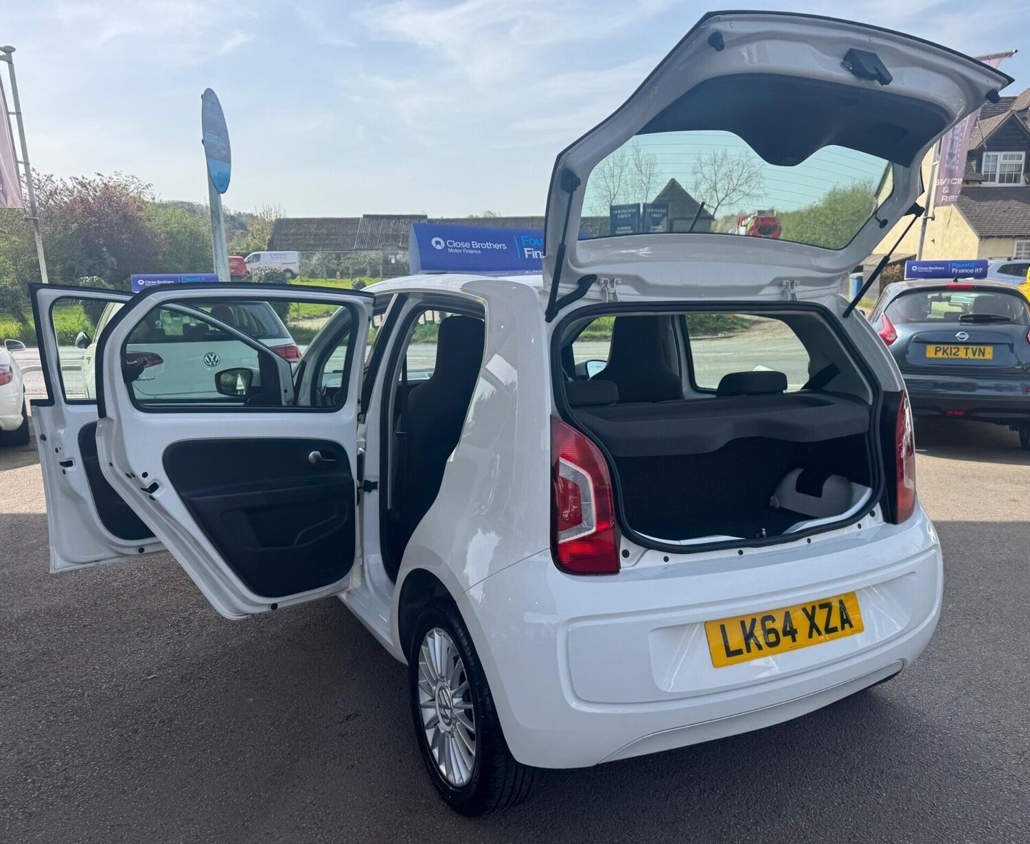 Used Volkswagen up! 2014 for sale - 78179430: Photo 31