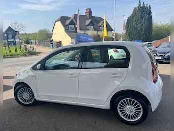 Used Volkswagen up! 2014 for sale - 78179430: Photo
