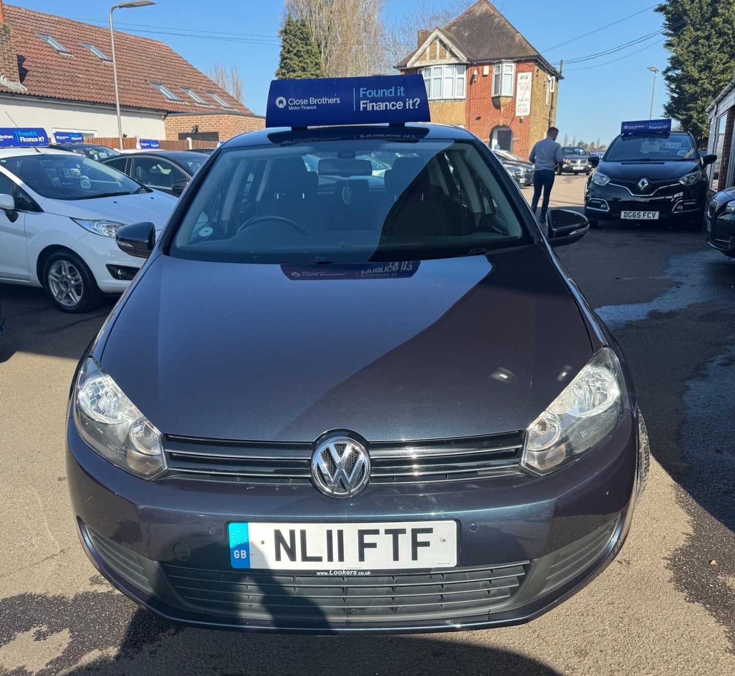 Used Volkswagen Golf 2011 for sale - 77932764: Photo 2