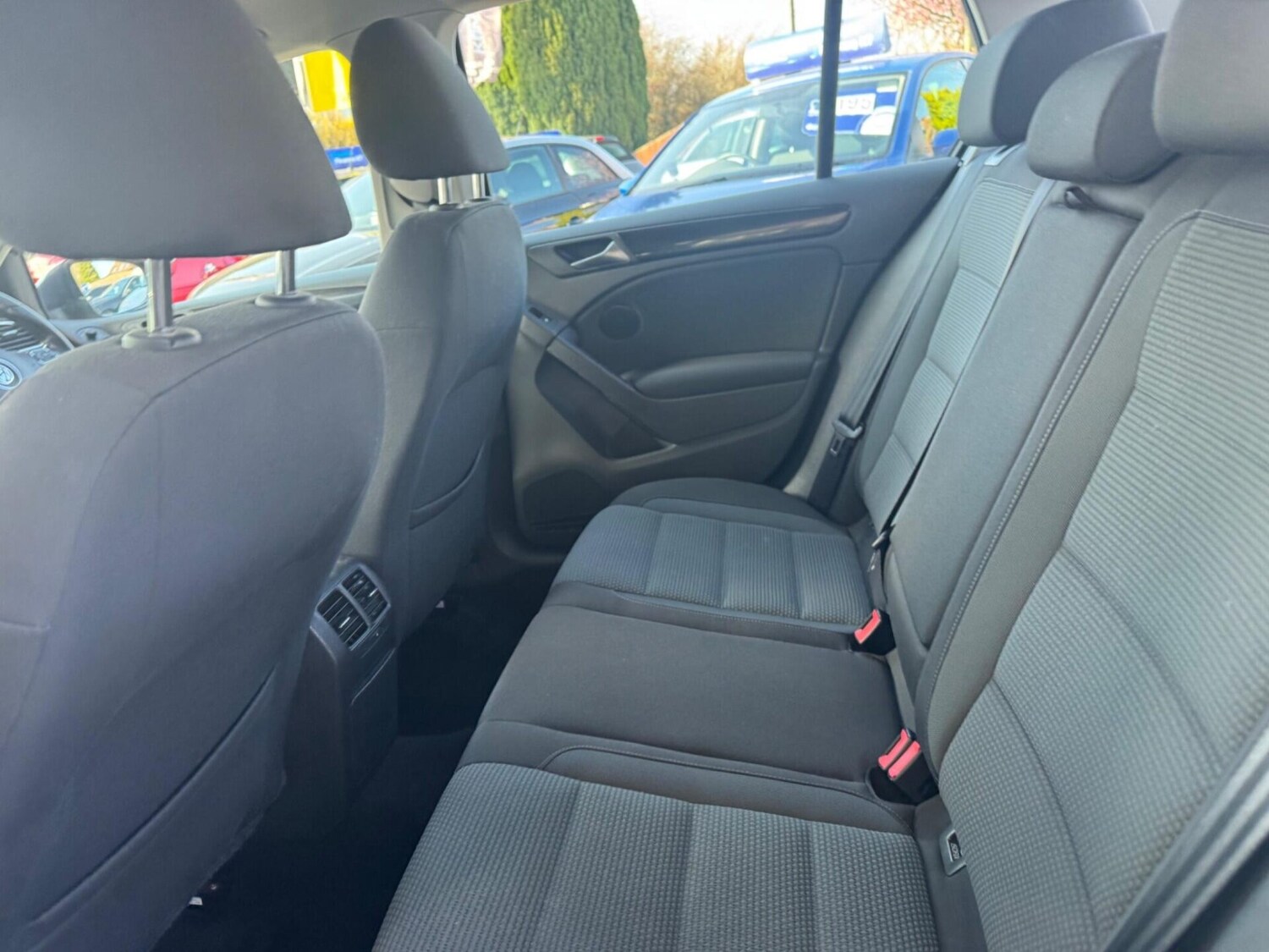 Used Volkswagen Golf 2011 for sale - 77932764: Photo 29