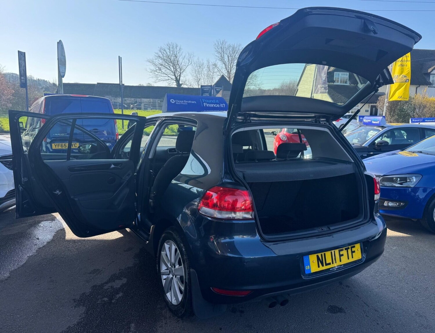 Used Volkswagen Golf 2011 for sale - 77932764: Photo 34