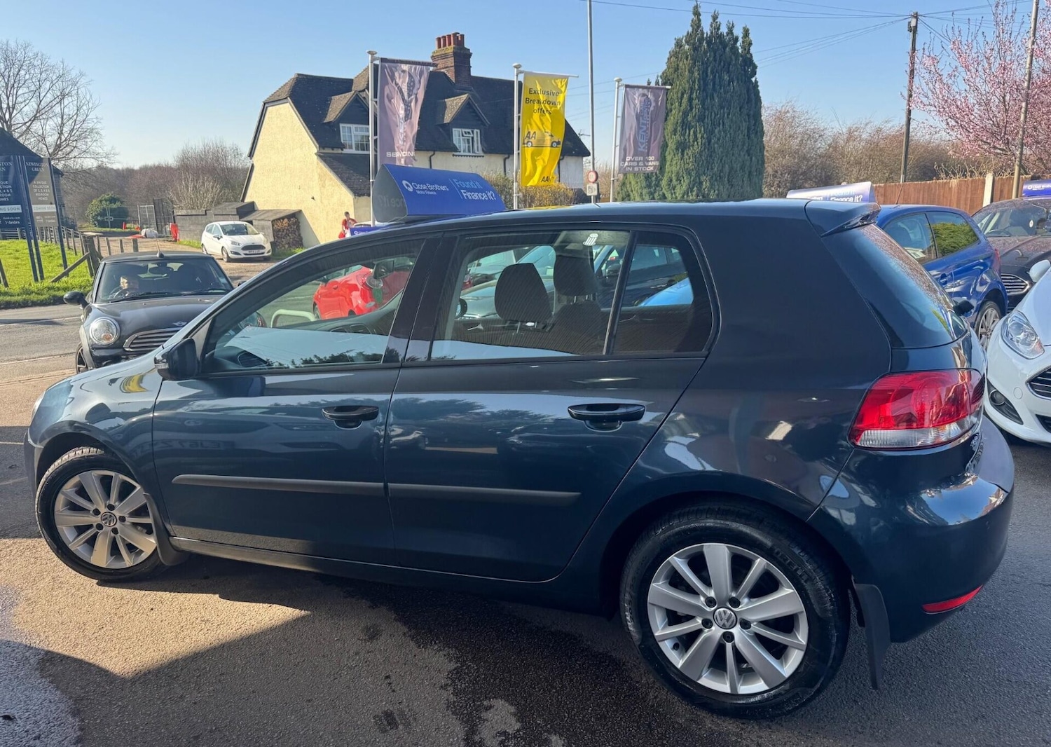 Used Volkswagen Golf 2011 for sale - 77932764: Photo 4