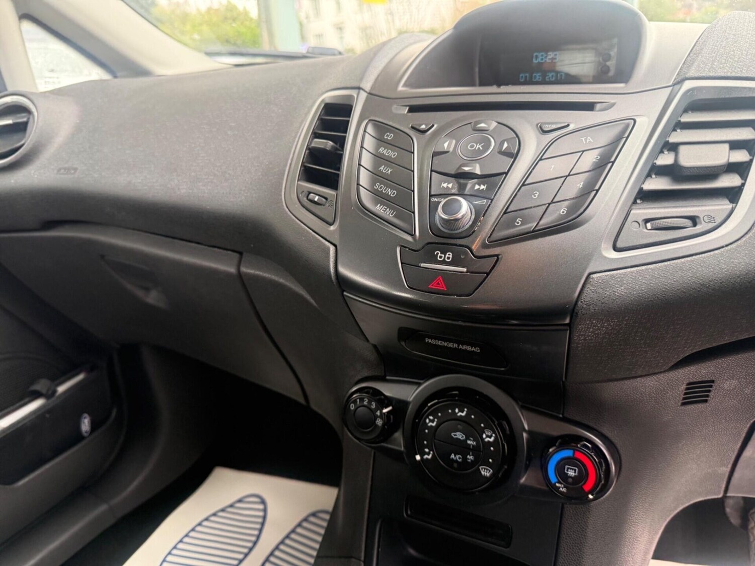 Used Ford Fiesta 2015 for sale - 78121710: Photo 16