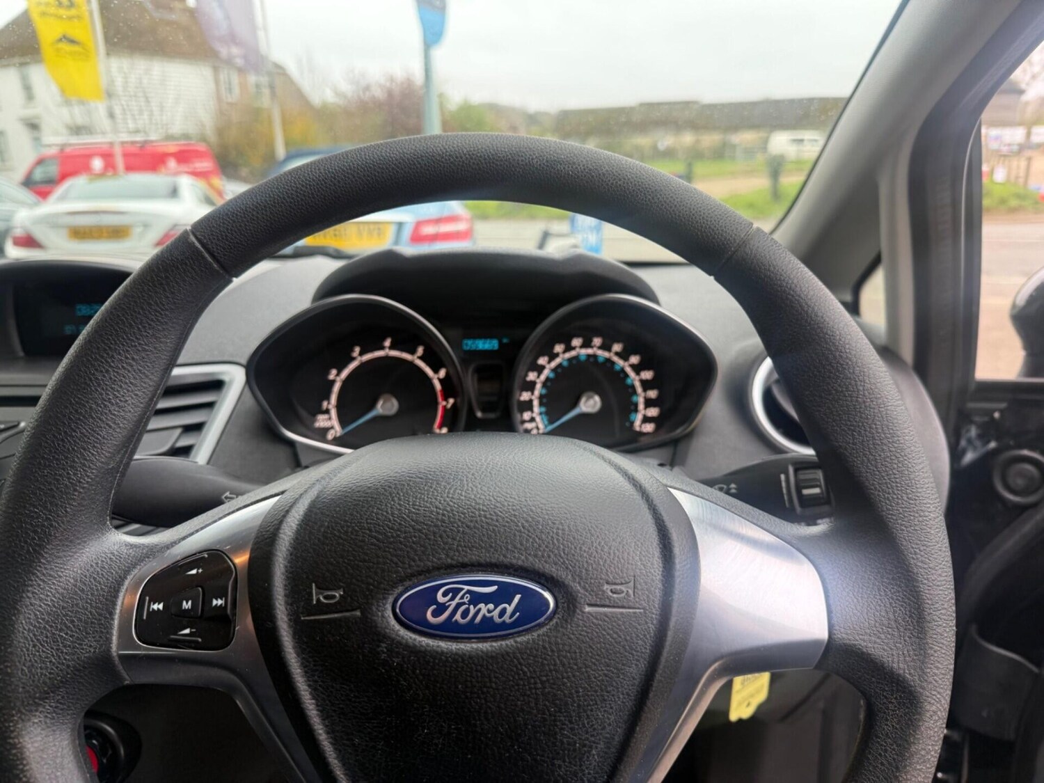 Used Ford Fiesta 2015 for sale - 78121710: Photo 24