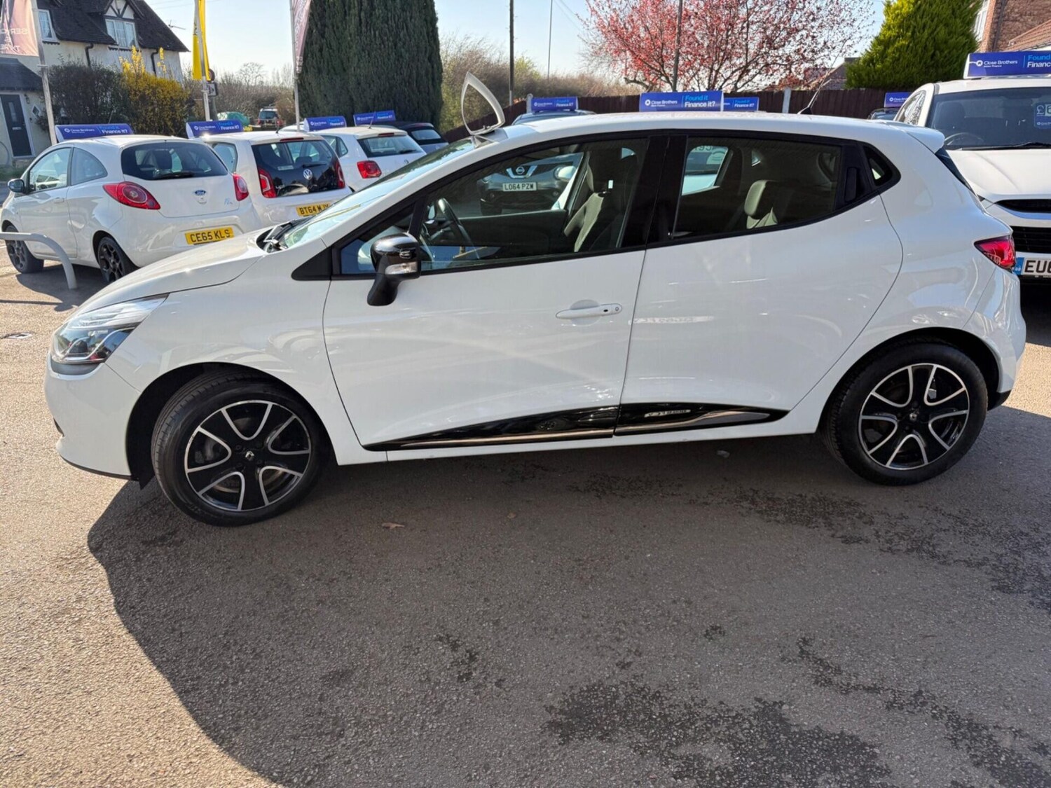 Used Renault Clio 2016 for sale - 77935802: Photo 10