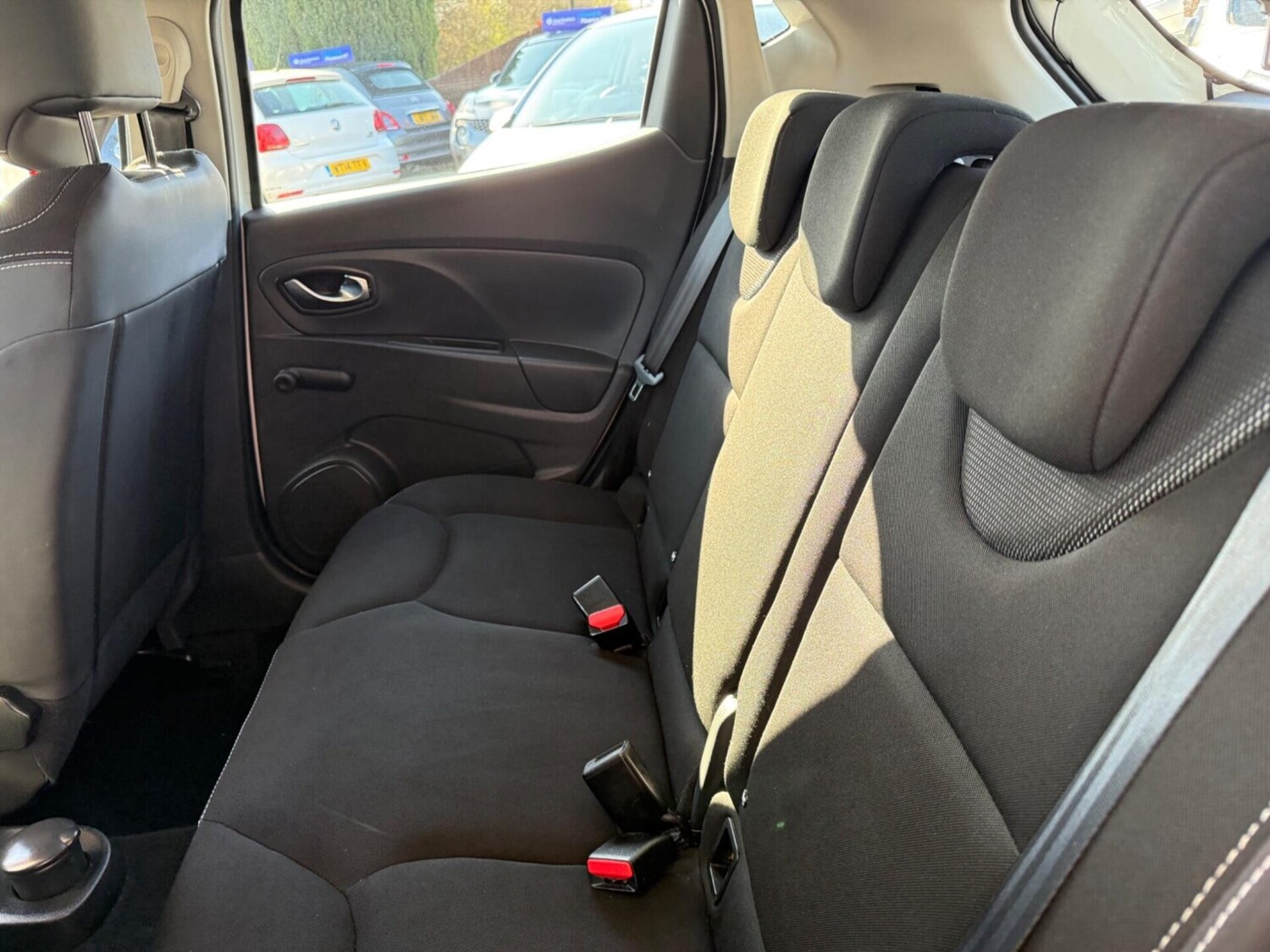 Used Renault Clio 2016 for sale - 77935802: Photo 18