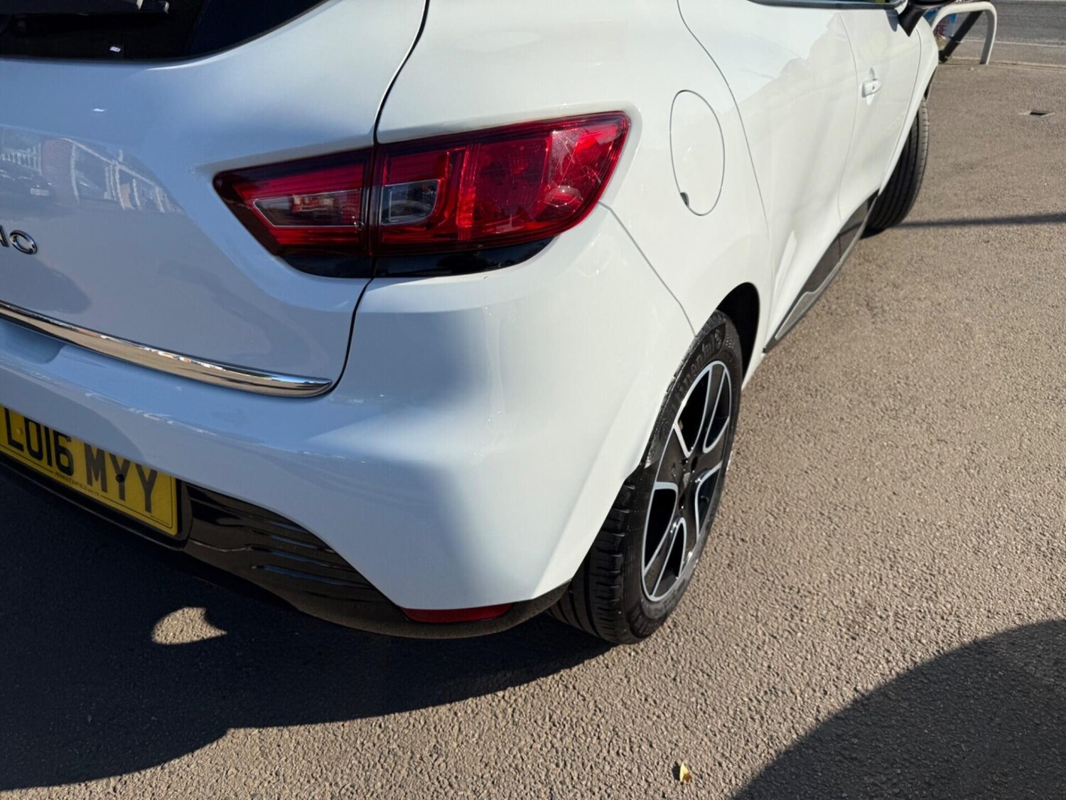 Used Renault Clio 2016 for sale - 77935802: Photo 33