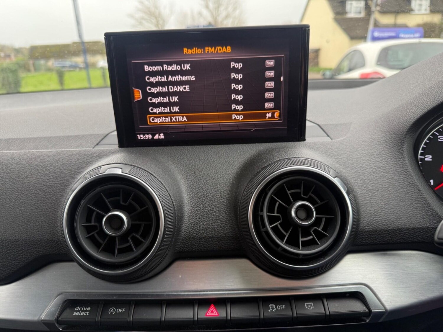 Used Audi Q2 2016 for sale - 77932753: Photo 13