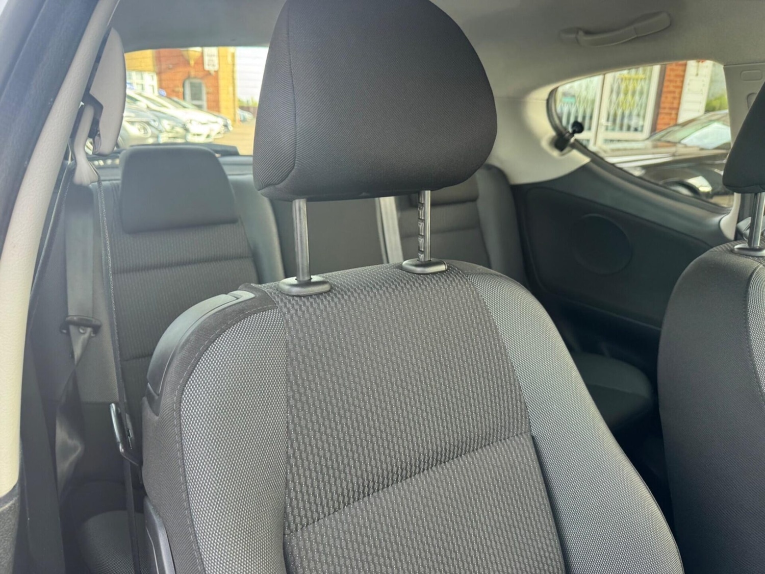 Used Peugeot 207 2010 for sale - 78176260: Photo 18