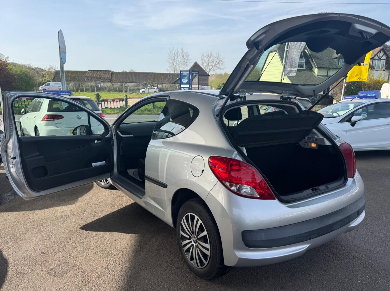 Used Peugeot 207 2010 for sale - 78176260: Photo 27