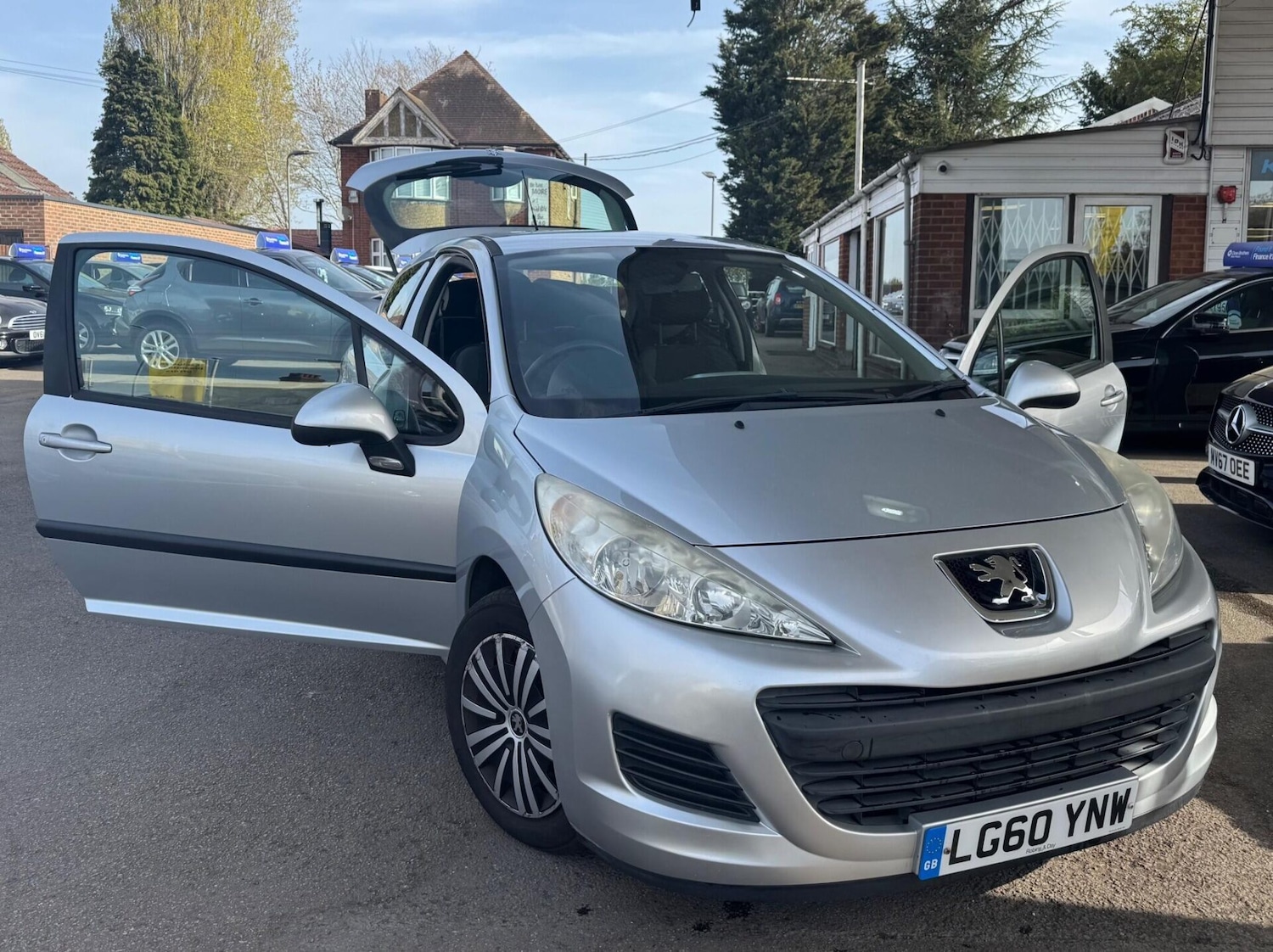 Used Peugeot 207 2010 for sale - 78176260: Photo 28