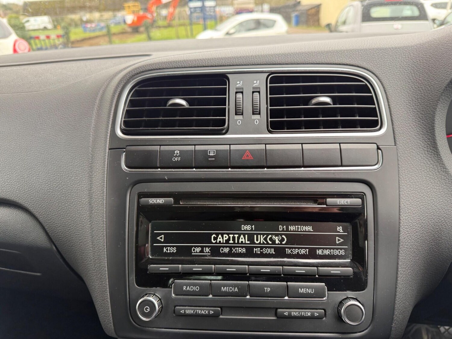 Used Volkswagen Polo 2014 for sale - 78080057: Photo 10