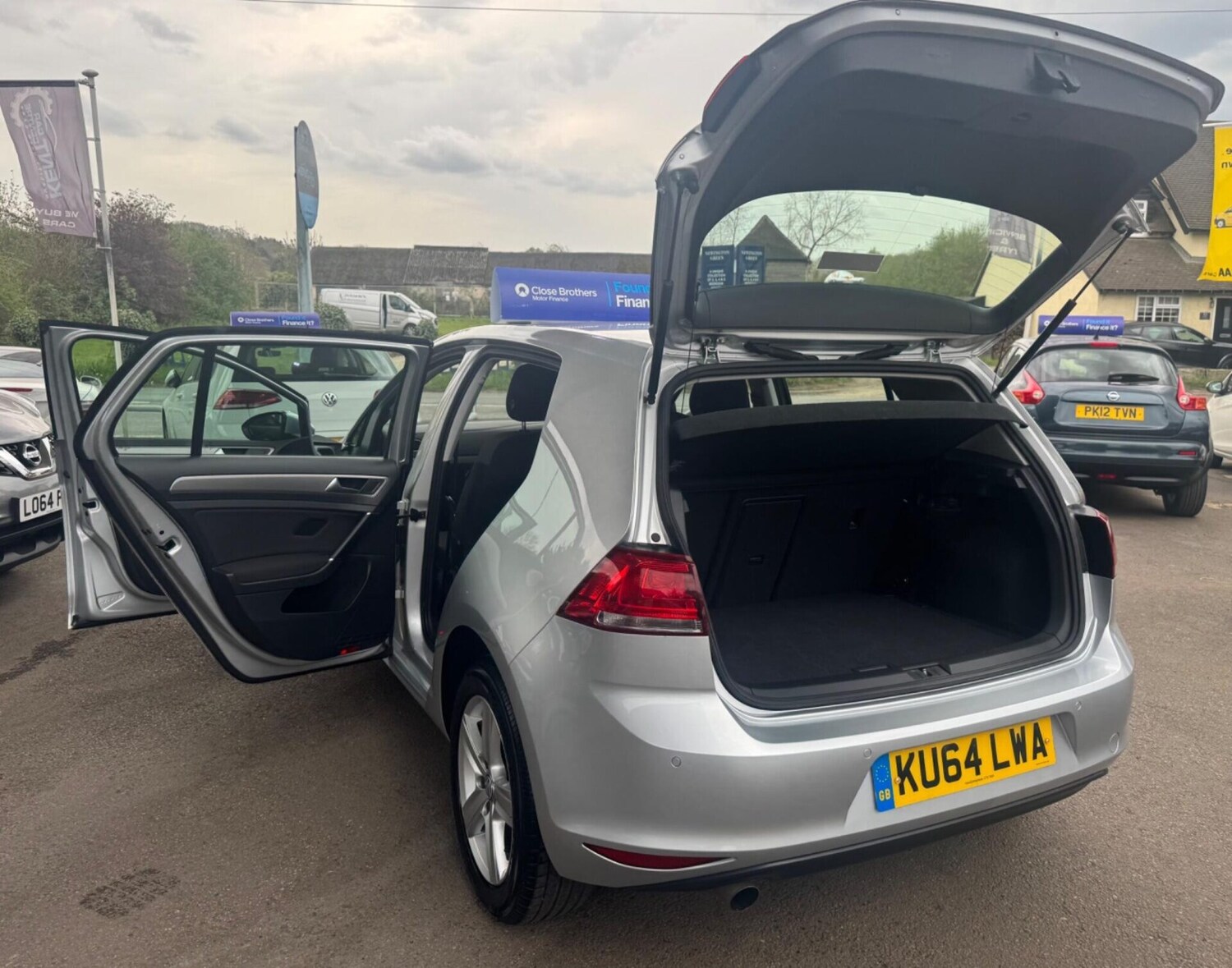 Used Volkswagen Golf 2014 for sale - 78182656: Photo 33