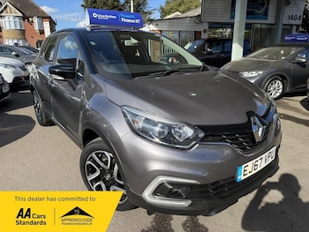 Used Renault Captur 2017 for sale - 78257651: Photo