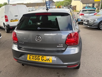 Used Volkswagen Polo 2016 for sale - 78495991: Photo