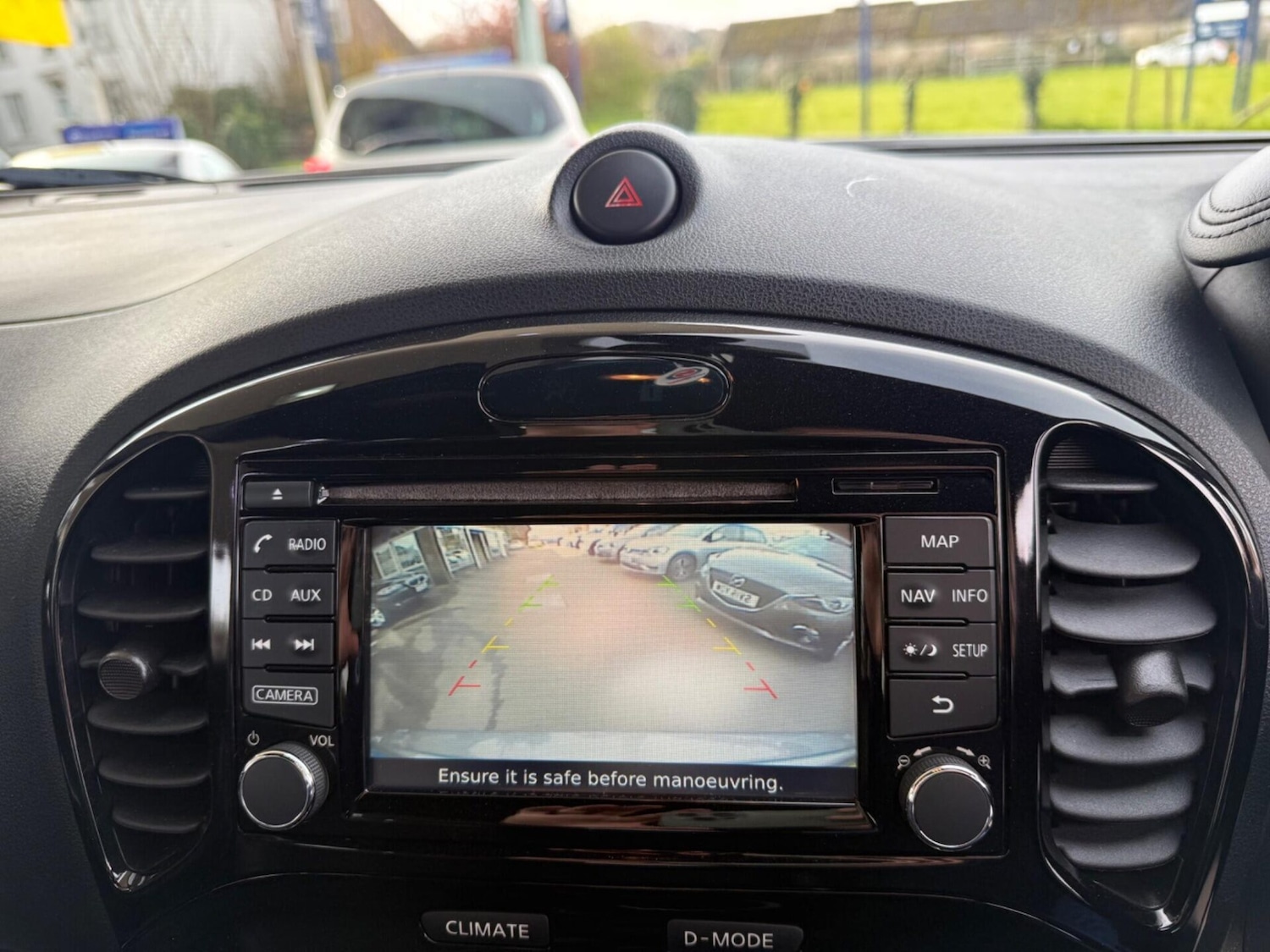 Used Nissan Juke 2016 for sale - 77998639: Photo 30