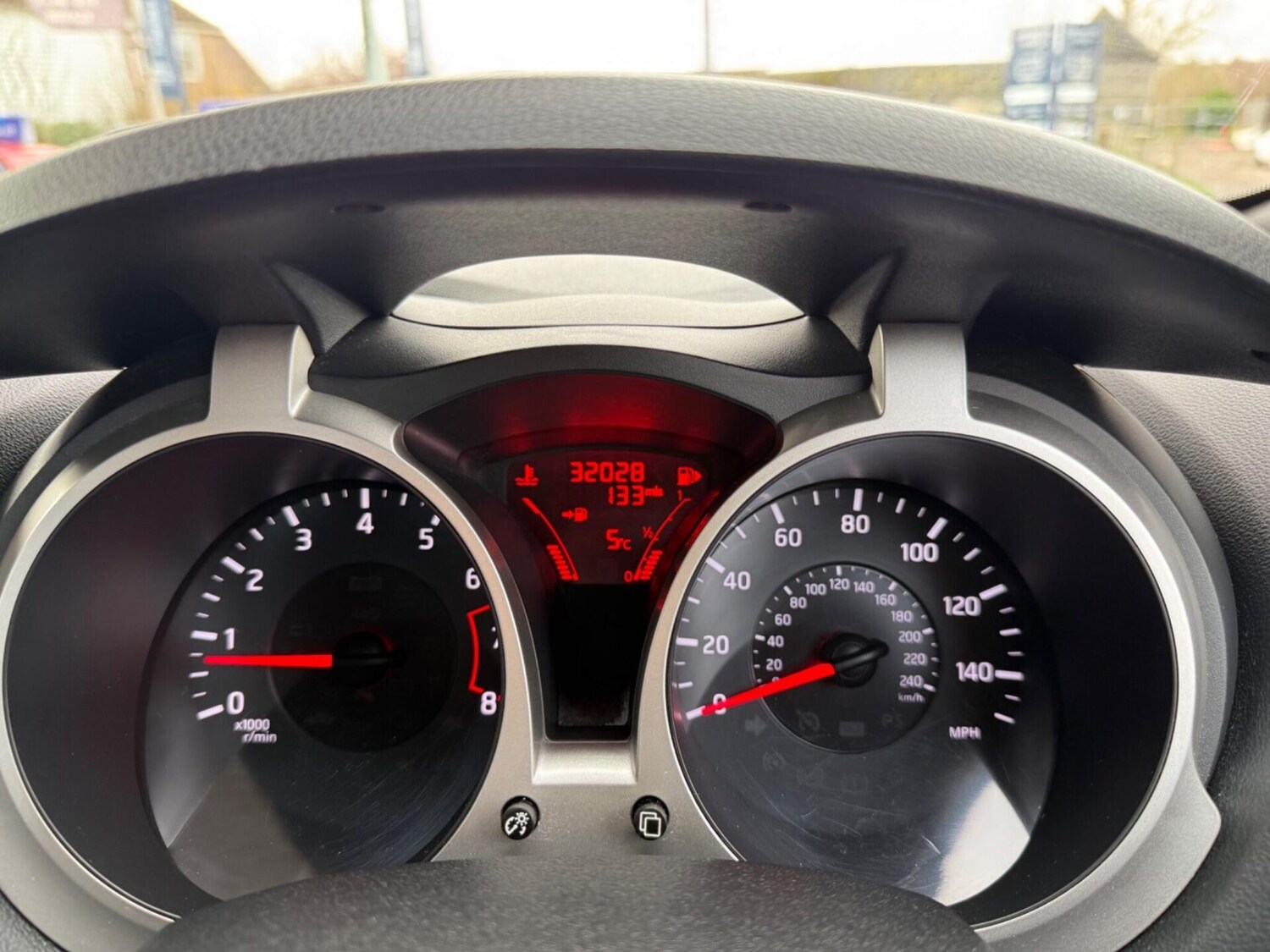 Used Nissan Juke 2012 for sale - 77932734: Photo 24