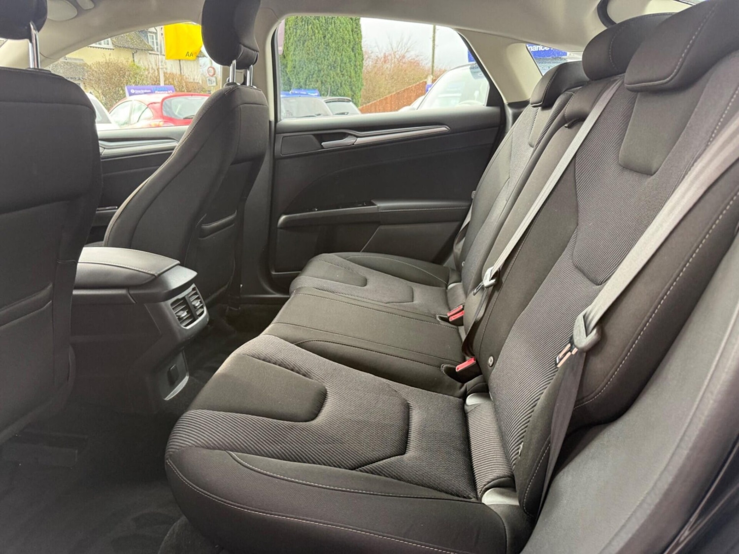 Used Ford Mondeo 2015 for sale - 77932749: Photo 23