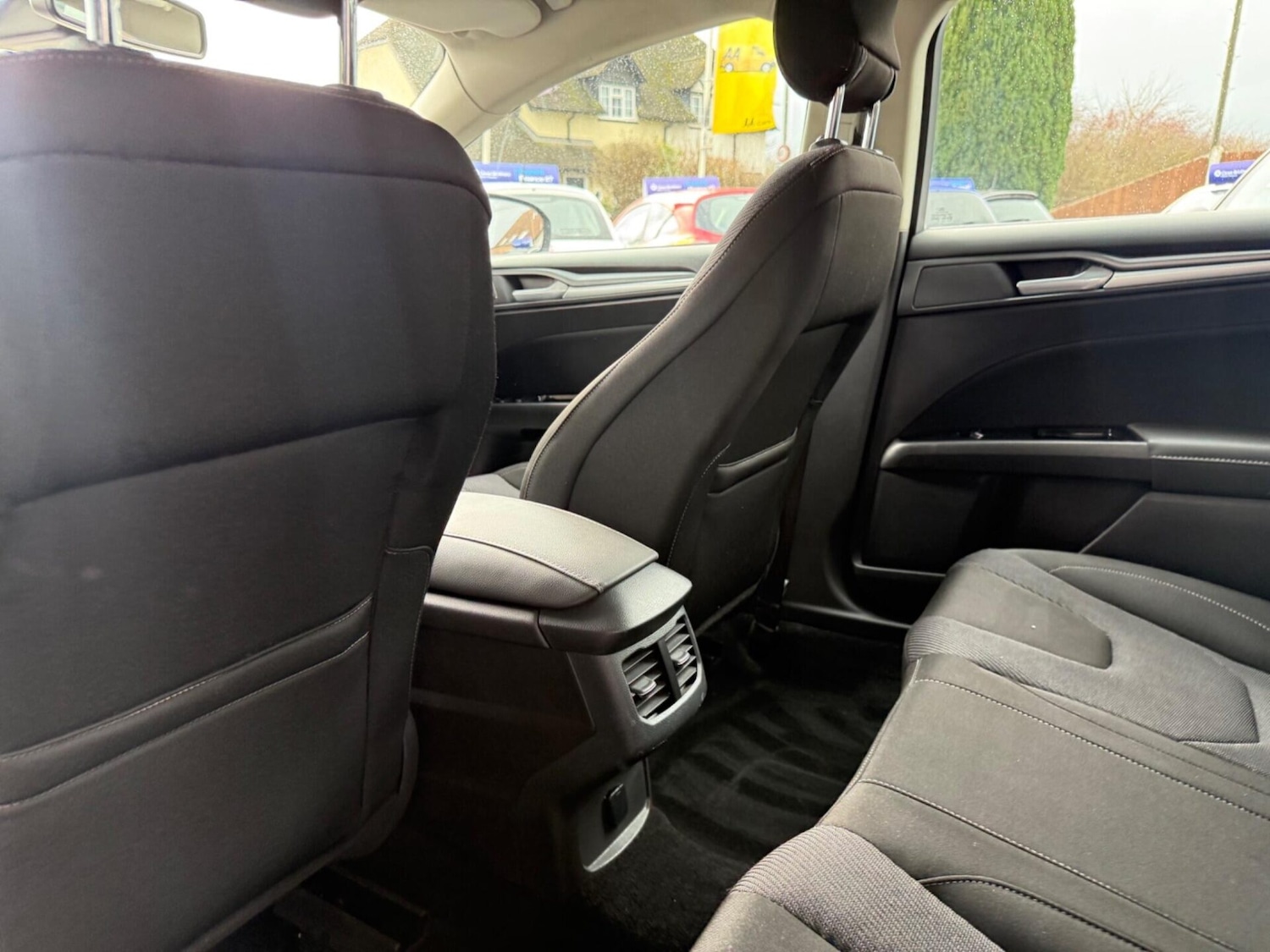 Used Ford Mondeo 2015 for sale - 77932749: Photo 24