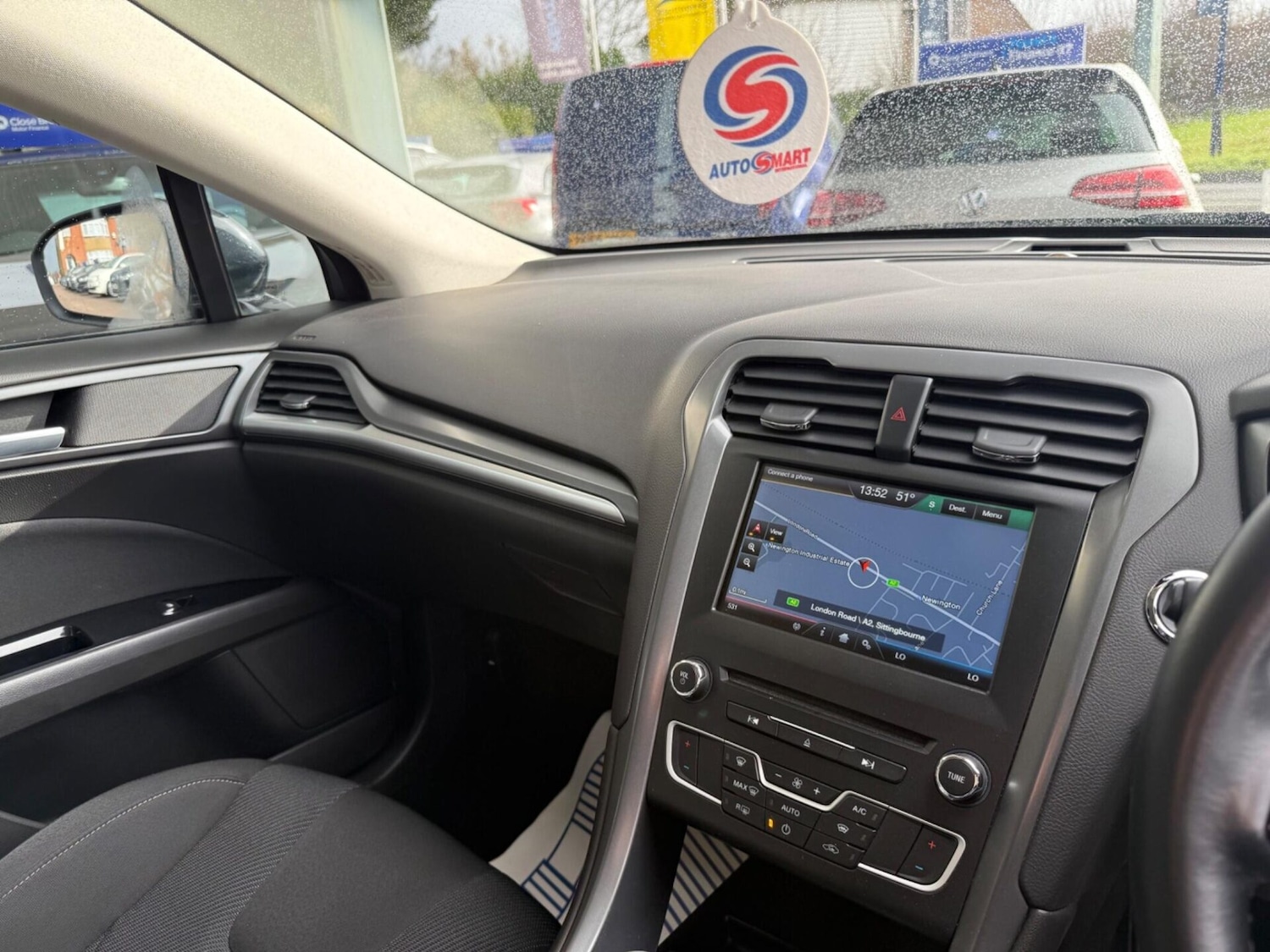 Used Ford Mondeo 2015 for sale - 77932749: Photo 40