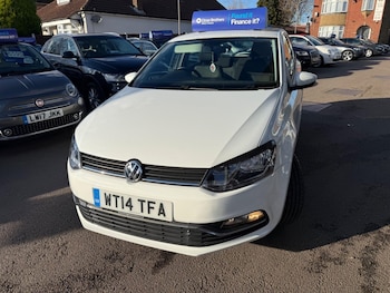 Used Volkswagen Polo 2014 for sale - 77932814: Photo