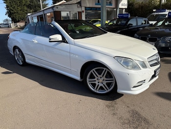 Used Mercedes-Benz E Class 2012 for sale - 77932803: Photo