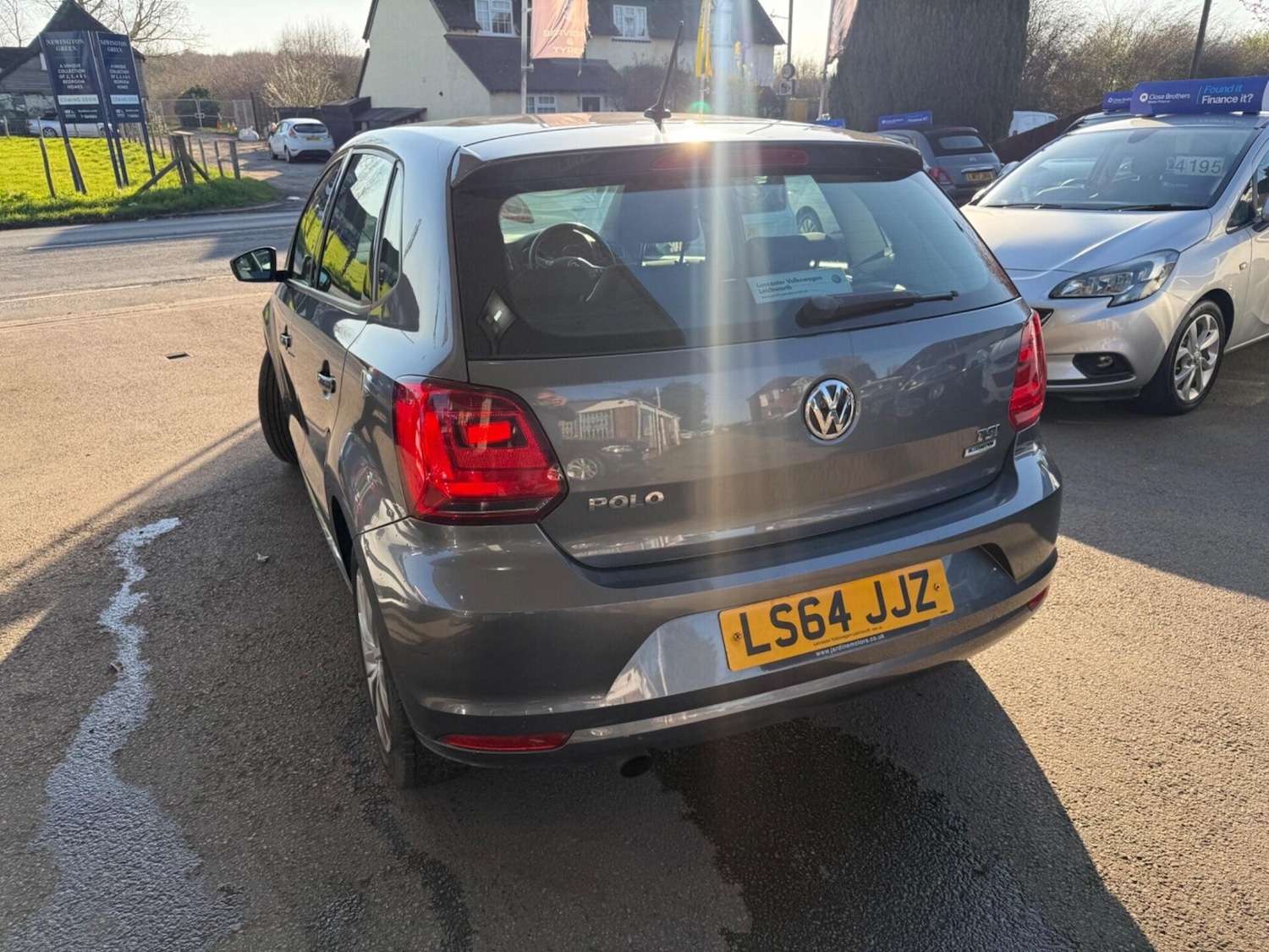 Used Volkswagen Polo 2014 for sale - 77935799: Photo 2