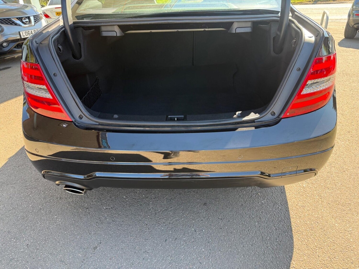 Used Mercedes-Benz C Class 2014 for sale - 78154781: Photo 32